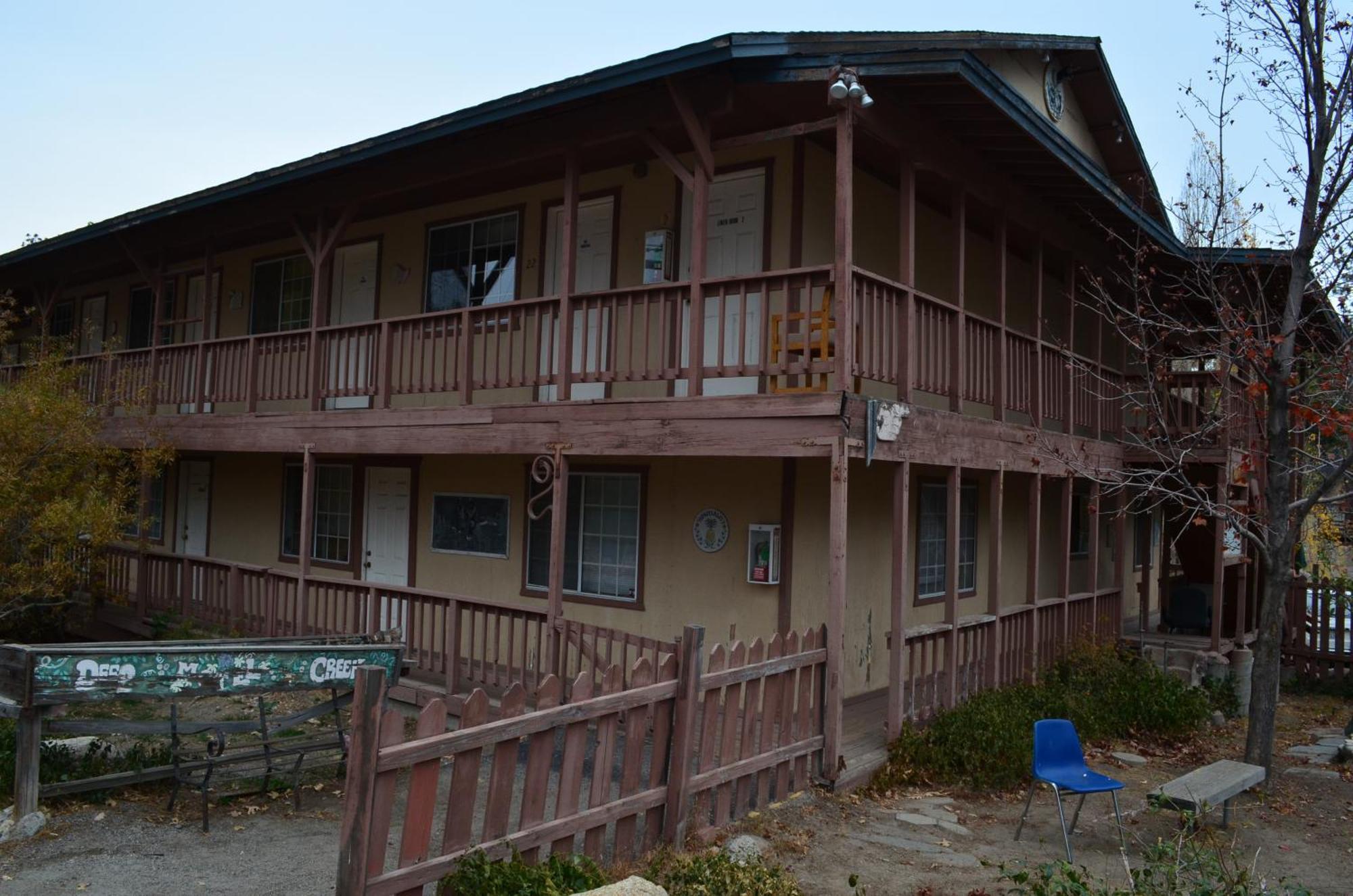 Deep Creek Motel Running Springs Exterior photo