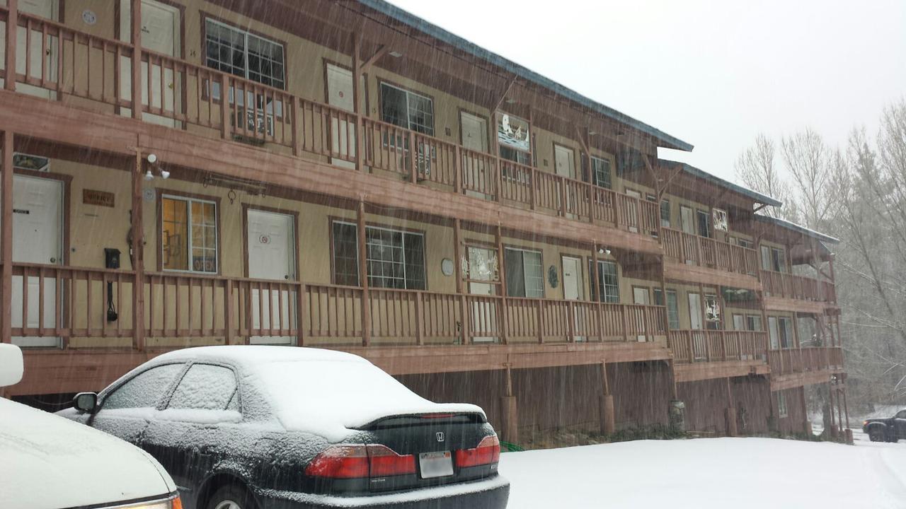 Deep Creek Motel Running Springs Exterior photo