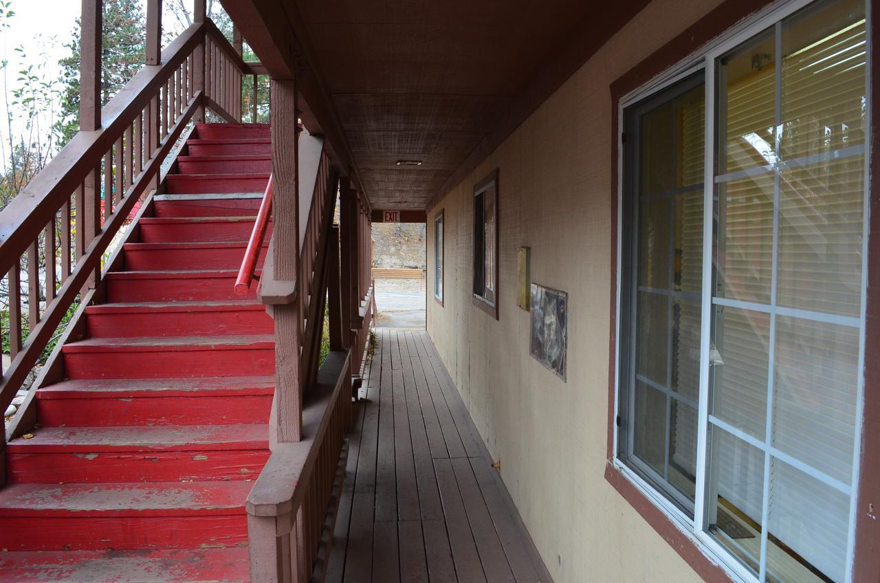 Deep Creek Motel Running Springs Exterior photo